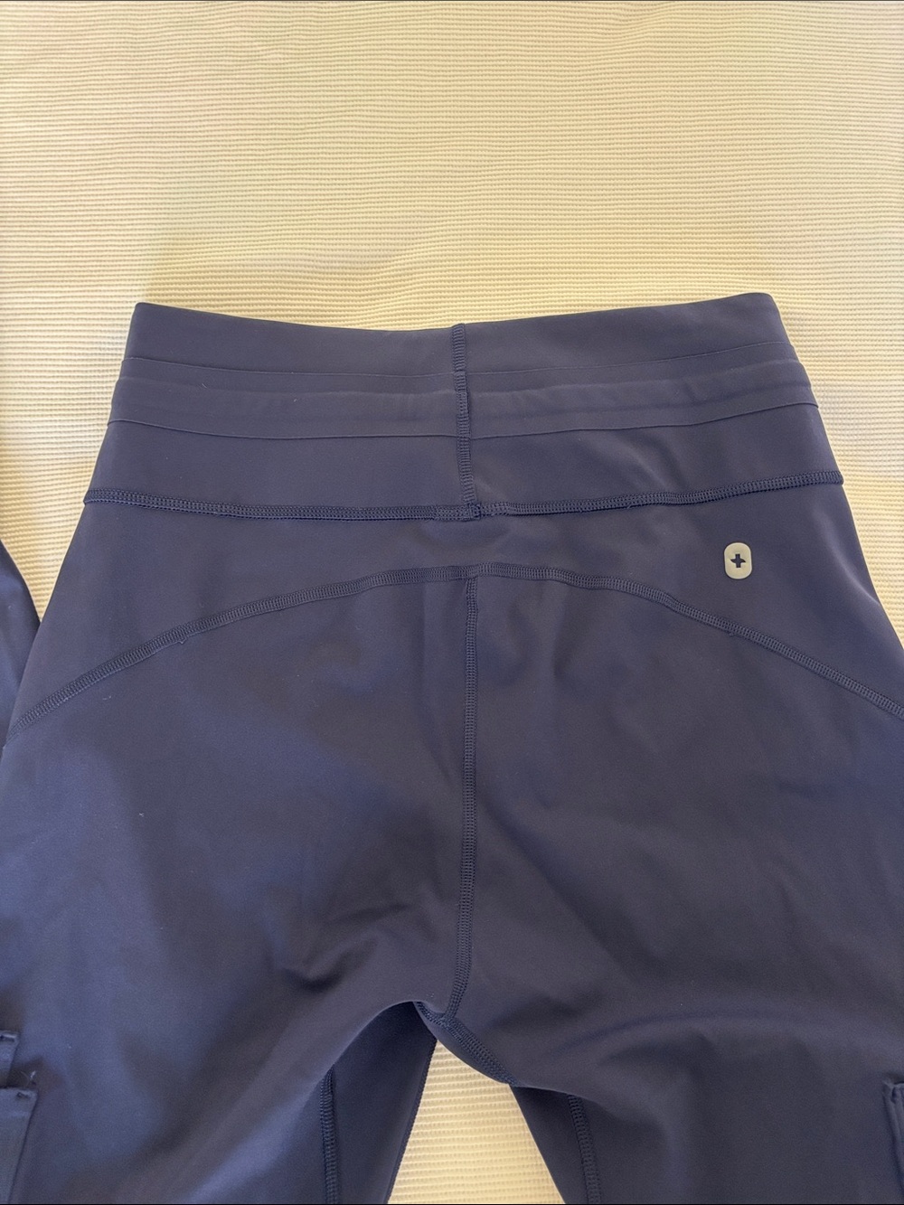 Figs Navy Active Cargo Jogger Leggings - Picture 3 of 3